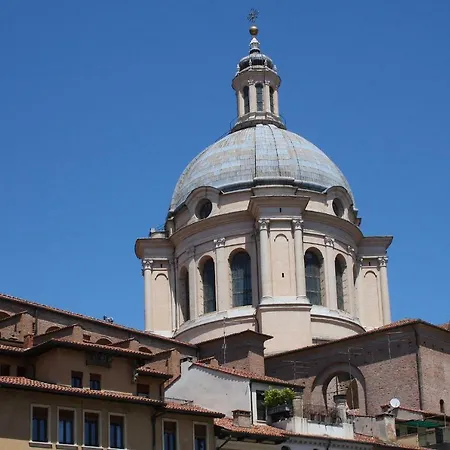 Casa Dei Poeti Bed & Breakfast Mantova