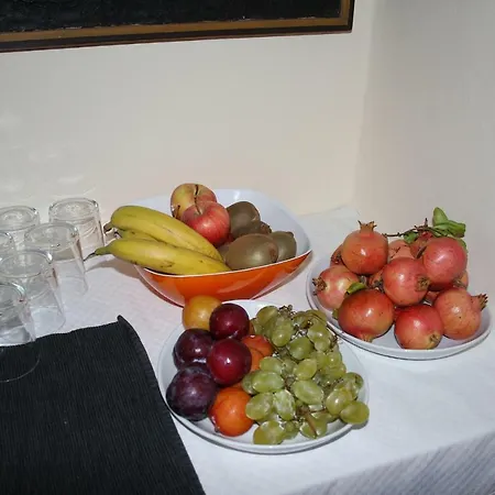 Casa Dei Poeti Bed & Breakfast 3*