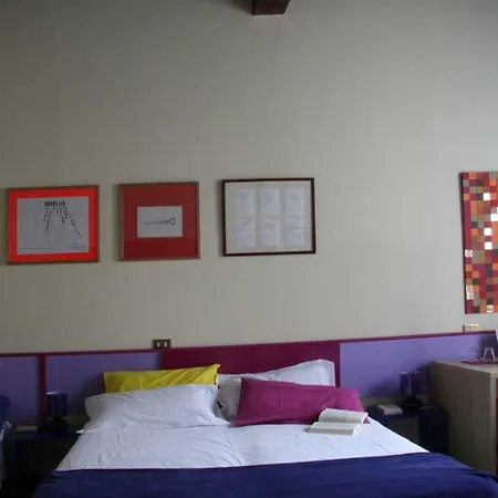 Casa Dei Poeti 3*