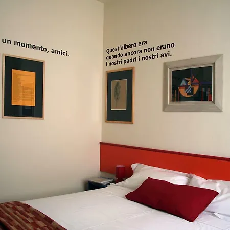 Casa Dei Poeti Bed & Breakfast 3*