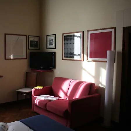 Casa Dei Poeti Bed and Breakfast Μάντοβα