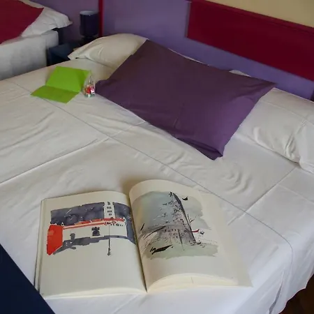 Bed and Breakfast Casa Dei Poeti Μάντοβα