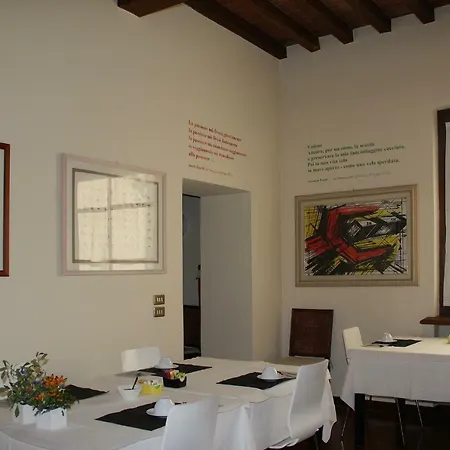 Casa Dei Poeti 3*